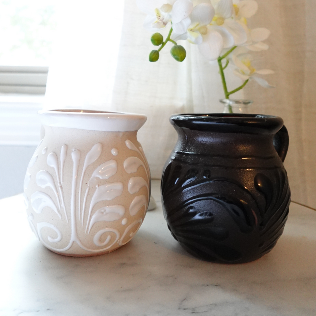 2 pack Black and white coffee mugs couple set