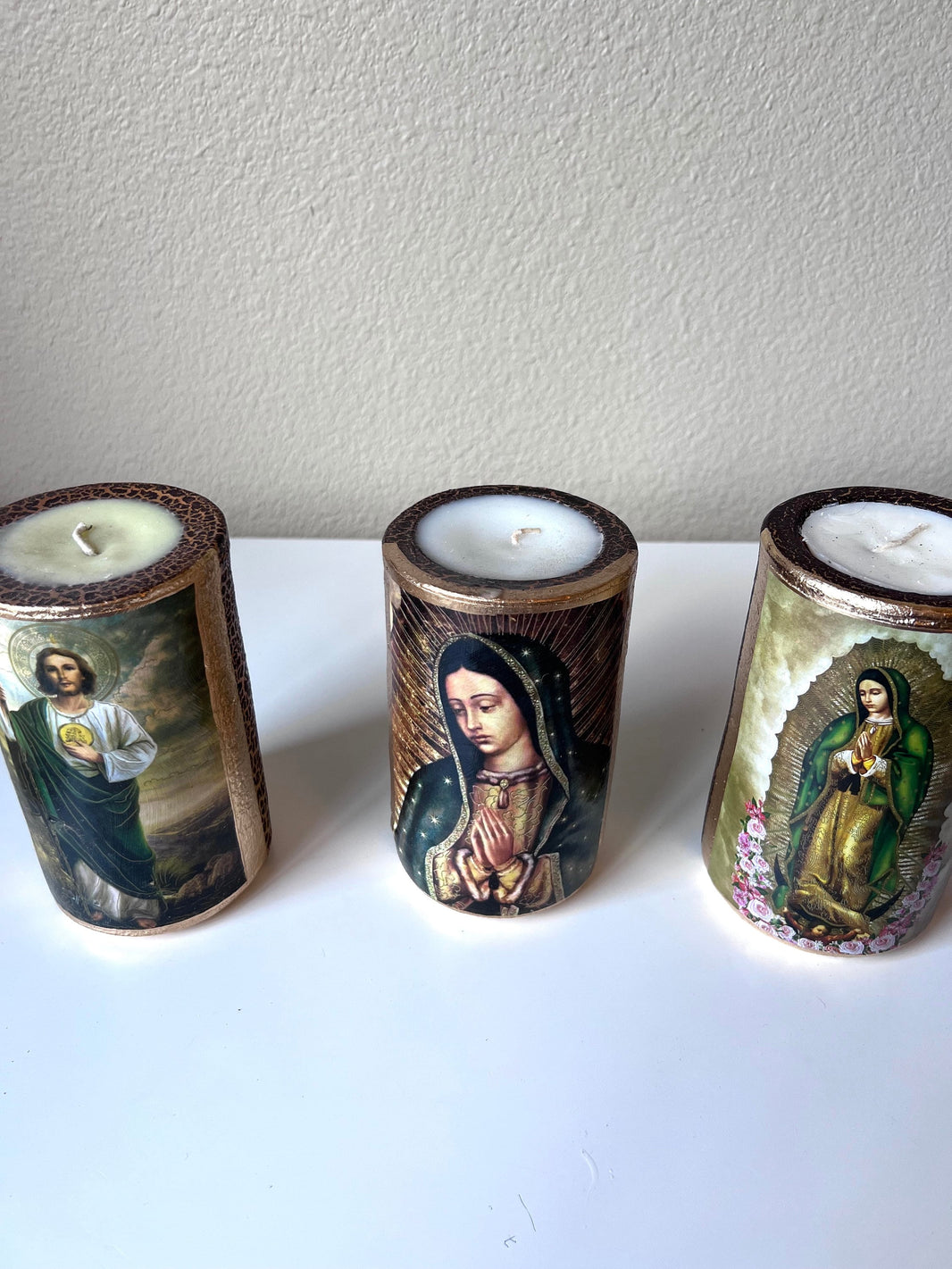Virgen of Guadalupe, christ Candle 6" Inches Cirio Paschal Easter Lent Cirio Pascual Holy Week Semana Santa Vela de la Virgen de Guadalupe